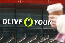 CJ올리브영 글로벌 플랫폼 확장...K-뷰티 400개 싣고 미국 간다