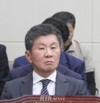 [포토] 정몽규 HDC 회장, 국정감사 출석