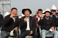 [포토] 경기도장애인체육대회 참석한 파주시장과 의원들