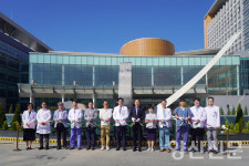 양산부산대병원, 정문 회차로 리모델링 완료…피트의 희망정원 오픈식 개최