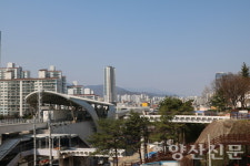 도시철도 양산시청역 육교 7월 조성