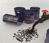 산업부, 석유시장 긴급 점검…정유업계에 가격 안정 당부 