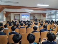 신송우 박사, 월평중 대상 흡연예방교육