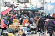 설 대목 맞아 북적이는 울산 태화시장