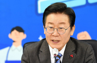 이재명 민주당 대표 연임 '6말 7초'결론