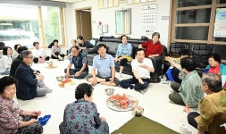 북구 무더위쉼터 어르신 안부 살피고 냉방기기 점검