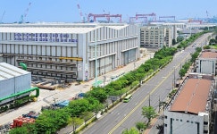 동구는 휴가중