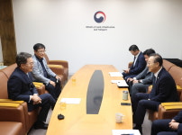 마임 의정부남부 부흥지사 | 김동연 지사, 김윤덕 장관 만나 4대 현안 협력 요청