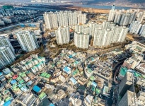 동아 사진 3