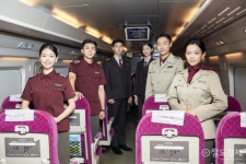 SR, 새 CIㆍ유니폼 공개...국민철도 플랫폼 위상 강화