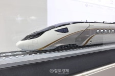 370km/h 고속차량 핵심기술…속도 높이고 소비전력 줄였다 [PHOTO]
