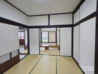 [이동미의 여행 테라피]  순천 쉴랑게 도장 깨기... 팔마여관 철길 옆 작은 마을, 모든 발자취가 이야기가 되다