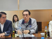 AI시대, 규제는 따라오나? 종근당 천안공장 찾은 오유경