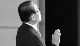 흔들리는 임성기 정신, 마지막 보루는 남은 자녀들