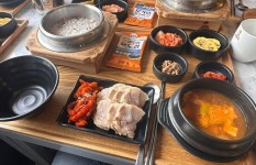 [1人1食] 알찬 구성의 보쌈 반상 원할머니보쌈족발 시청점