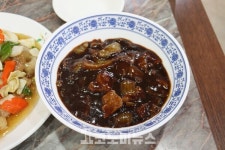 [안 기자의 1人1食] 105년 전통의 식지 않는 인기…대전 선화동 희락반점