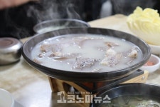 [안 기자의 1人1食] 실비 김치의 화끈함과 든든한 수육 선화동소머리해장국