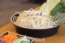 [안 기자의 1人1食] 메인부터 후식까지…가성비로 승부 샤브마니아