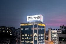 겨울철 빙판길 교통사고 급증…이상 없다고 넘기면 후유증 발생