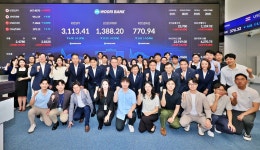 우리은행, 본점 딜링룸 새단장…글로벌 외환 대응력 강화
