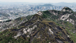 Pres. Yoon declares 10 regions affected by wildfires eligible for state support