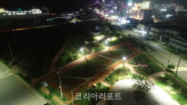 고흥군, 도양읍 녹동신항 공동체정원 맨발길 조성 완료