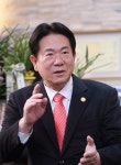 【인터뷰】 이동섭 국기원장 태권도로 세계화 활동 이어 나갈 것