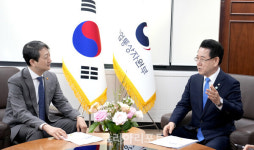 김영록 전남지사, 산업부에 AI 슈퍼클러스터 허브 등 현안 건의
