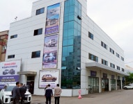 전시장이야, 정비소야…KGM, 판매부터 정비까지 신개념 복합매장