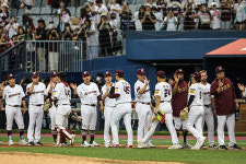키움 히어로즈, SSG 꺾고 8연패 탈출… 12-1 대승으로 반등