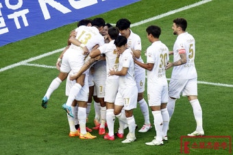 [속보] FC 서울, 수원 삼성 원정에서 1-0 승리