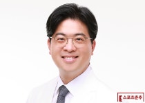 광주 소년 출신 정형외과 전문의 고 최동원의 삶, 알면 알수록 헤어 나올 수 없죠 [춘추 인터뷰]