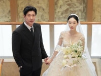 7일 하루에만 7쌍 탄생, 김주찬 코치도 결혼...프로야구 선수들의 '웨딩 시즌' [춘추 이슈]