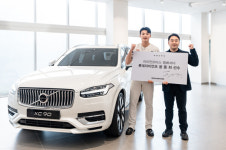 롯데 윤동희, 볼보자동차 공식 딜러 아이언모터스 홍보대사 발탁