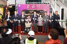 부산 사상구, 신모라사거리 회전육교 및 휠체어 전용도로 준공