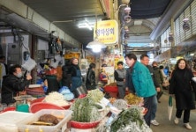 김영욱 부산진구청장, 설 명절 전통시장 방문... 화재예방 당부