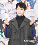  빅스 혁  ‘하트 인사도 사랑스럽게’[포토엔HD]
