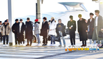 세븐틴 ‘공항 꽉 채운 출국길’(공항패션)[포토엔HD]