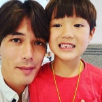 리키김 아들 태오, 폭풍성장 근황 ‘앞니 빠졌어요’[SNS★컷]