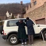 ‘SKY캐슬’ 이태란X최원영, 드라마와 180도 다른 장난기[SNS★컷]