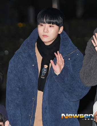 세븐틴 승관, 귀여운 목도리 패션 ‘뮤직뱅크 출근’ [포토엔HD]