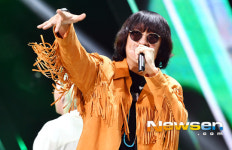 빽가 ‘카리스마 모습으로’[포토엔HD]