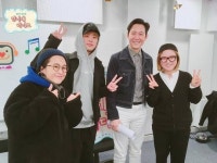이정재X박정민 ‘언니네’ 인증샷, 사바하 흥행 부른 비주얼[SNS★컷]