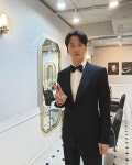 김남길, 오늘은 사제복 아닌 수트남길 ‘눈부셔’[SNS★컷]