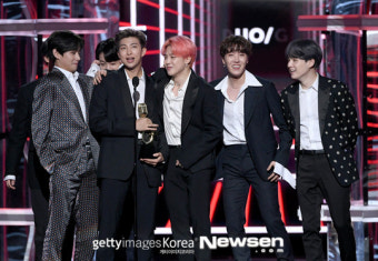 ‘BBMAs’ 방탄소년단, 첫 본상 수상 “우린 6년 전과 같은 소년들”[포토엔]