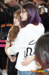 아이즈원 장원영, 은비언니 껌딱지~[포토엔HD]