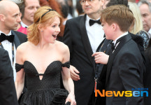 에밀리 비샴, 폭풍성장 킷 코너보고 화들짝~[포토엔HD]