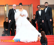 아이쉬와라야 라이, 티에리 프레모 집행위원장과 인증샷 찰칵~[포토엔HD]