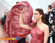 미리암 레오네, 여신의 날개짓~[포토엔HD]