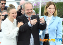 로디쉬 젬-아르노 데스플레생, 두 미녀의 사랑 한 몸에~[포토엔HD]